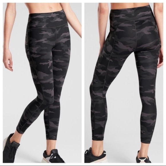 Athleta CamoUltimate Stash Pocket 7/8 Tight Size: M - Picture 1 of 8